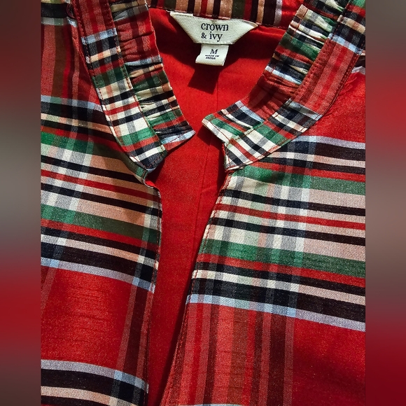 Crown & Ivy Red Plaid Puff Sleeves Split Neck Top Size Medium - Picture 10 of 13